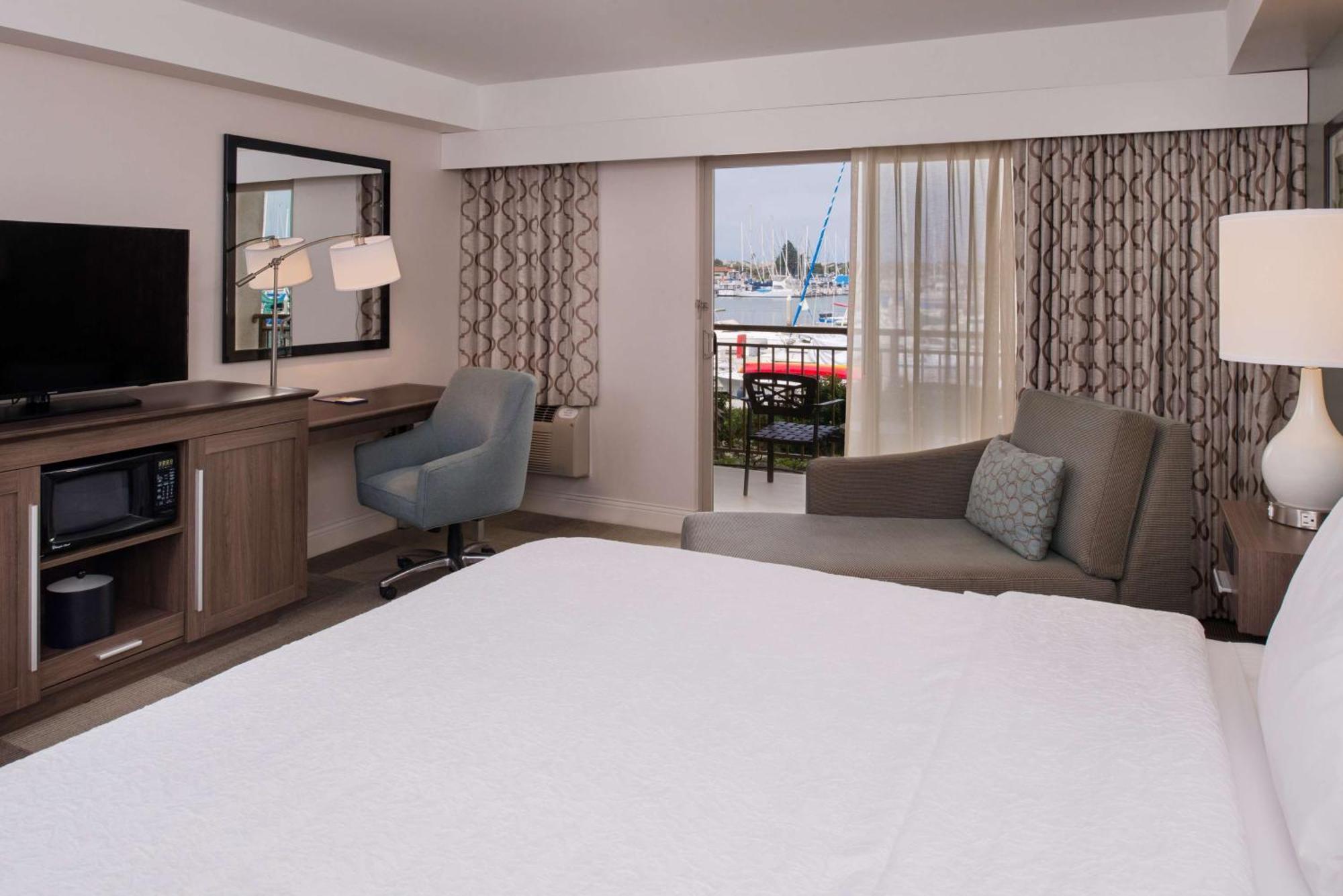 Hampton Channel Islands Harbor 3*