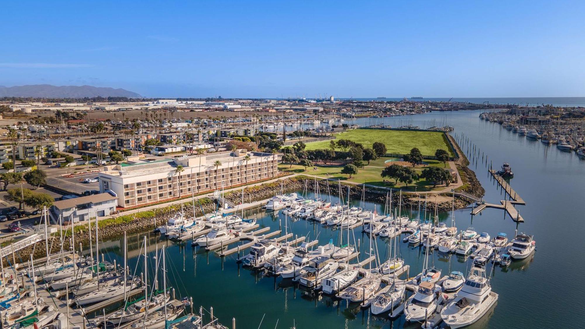 Hotel Hampton Channel Islands Harbor Oxnard