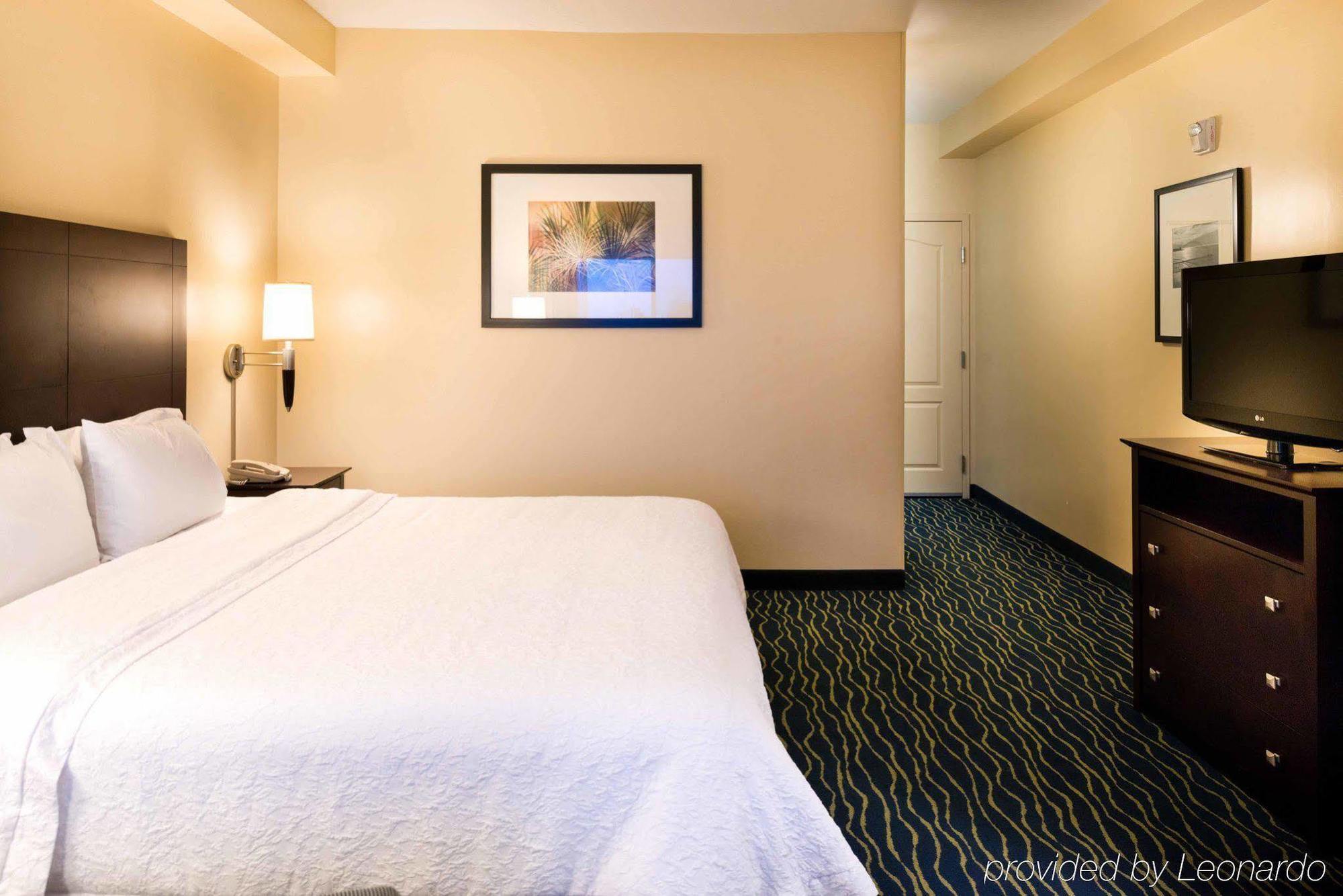 Hampton Channel Islands Harbor Hotel 3*
